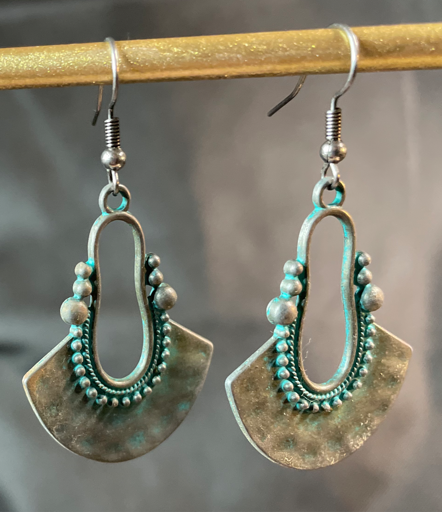 *New* Leslie Dangling Fan Earrings (blue green)