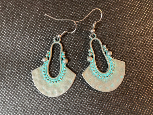 *New* Leslie Dangling Fan Earrings (blue green)
