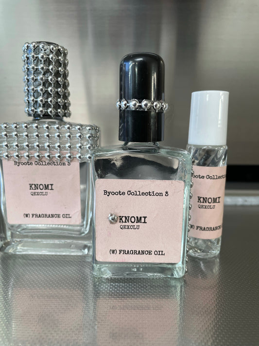 Knomi (strawberries, roses & sandalwood) Mild / Strong